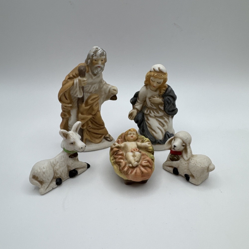 Vintage Bisque Nativty Set 5 Piece Jesus Mary Joseph Animals Delicate Painted‎